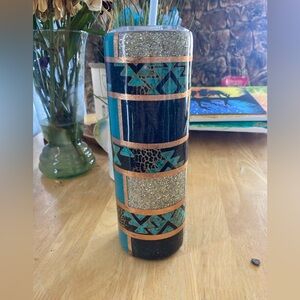 Geometric Patterned tumbler with Glitter Accents
